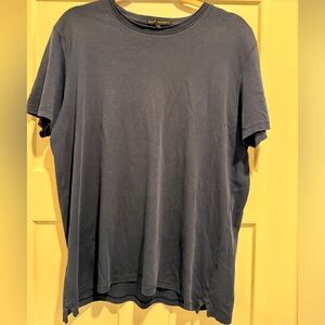 Men’s Robert Barakett tshirt